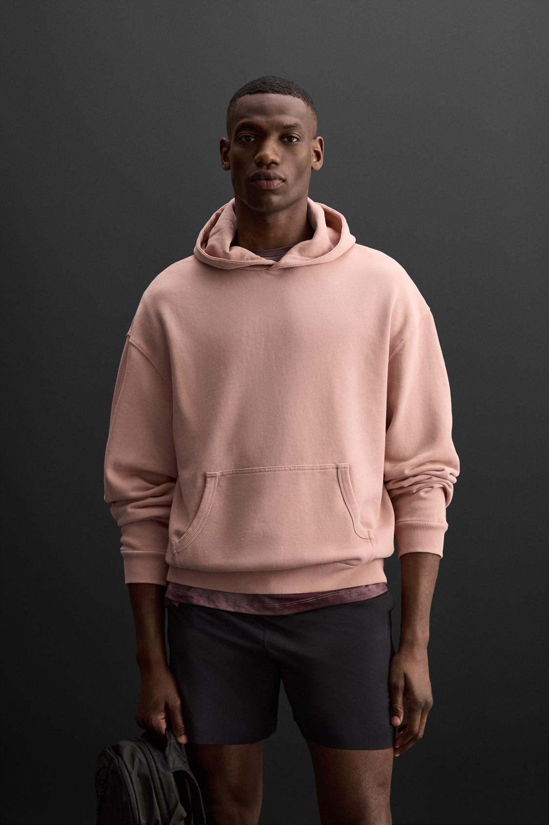 EMBROIDERED HOODIE SWEATSHIRT