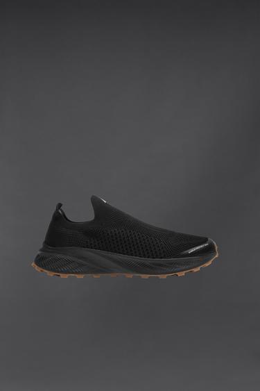 СПОРТИВНЫЕ КРОССОВКИ — Черный от Zara — изображение 0