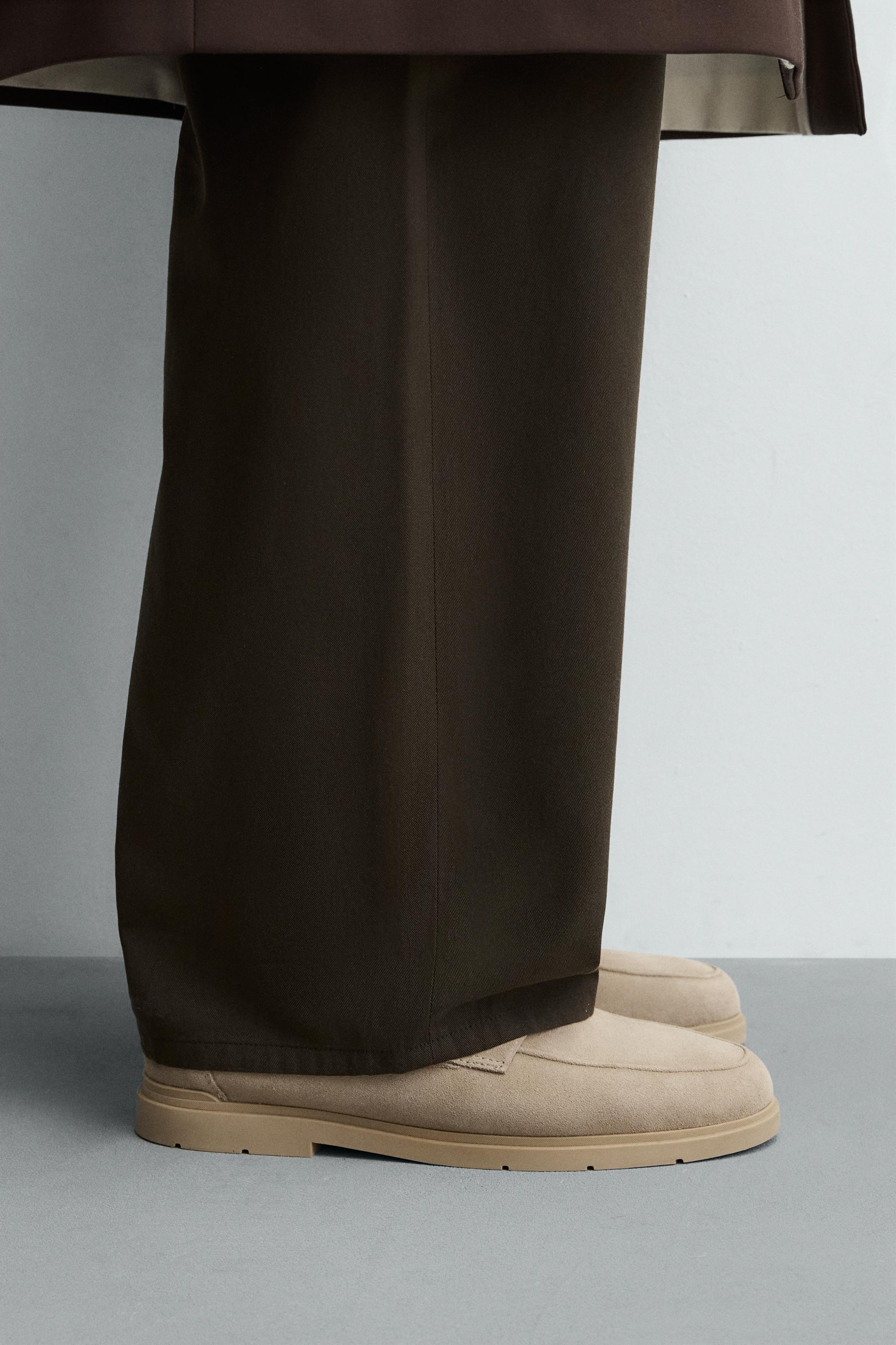 CASUAL LEATHER LOAFERS