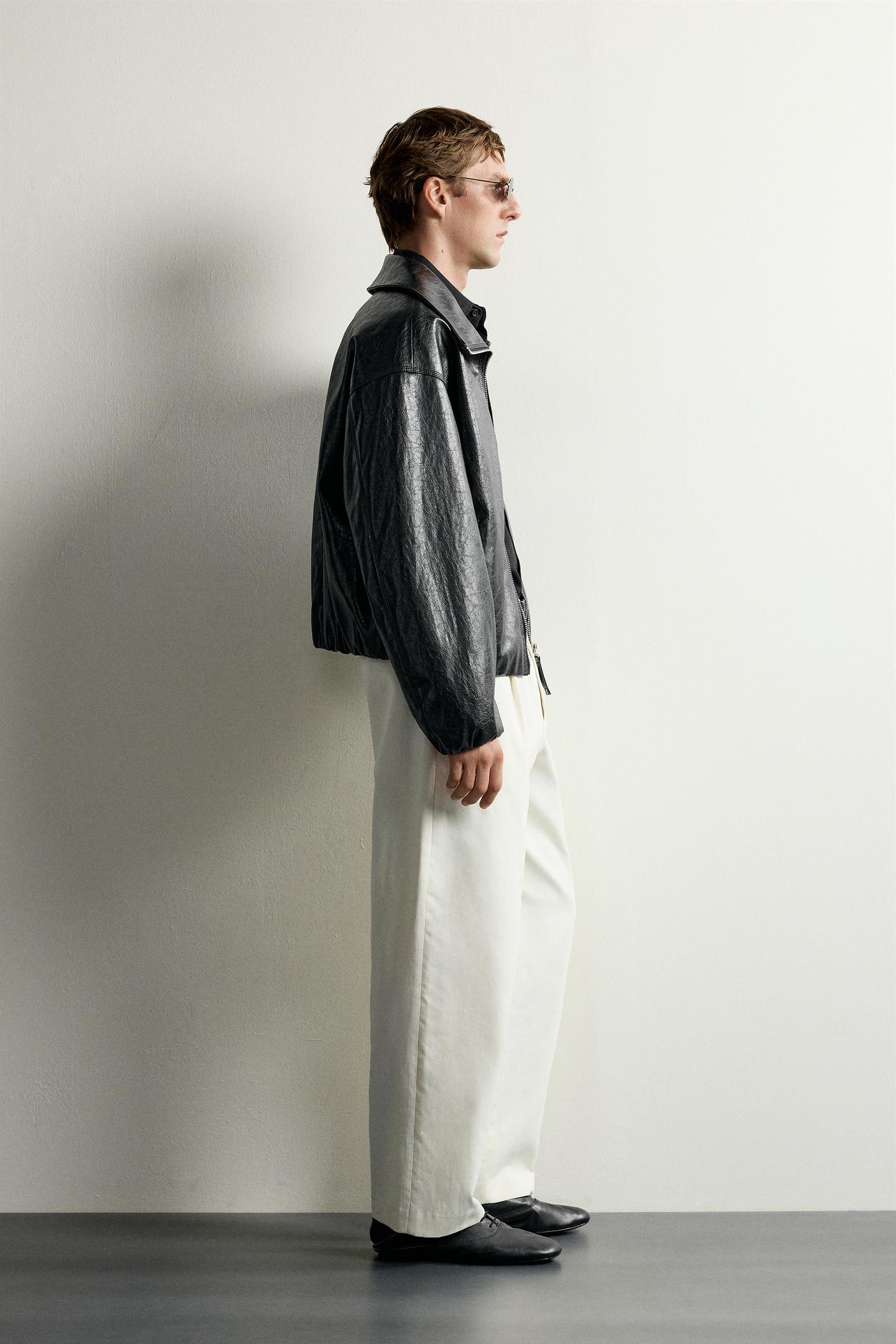 Мужская куртка Zara Faux Leather Cropped Jacket, цвет: Чёрный — фото 4