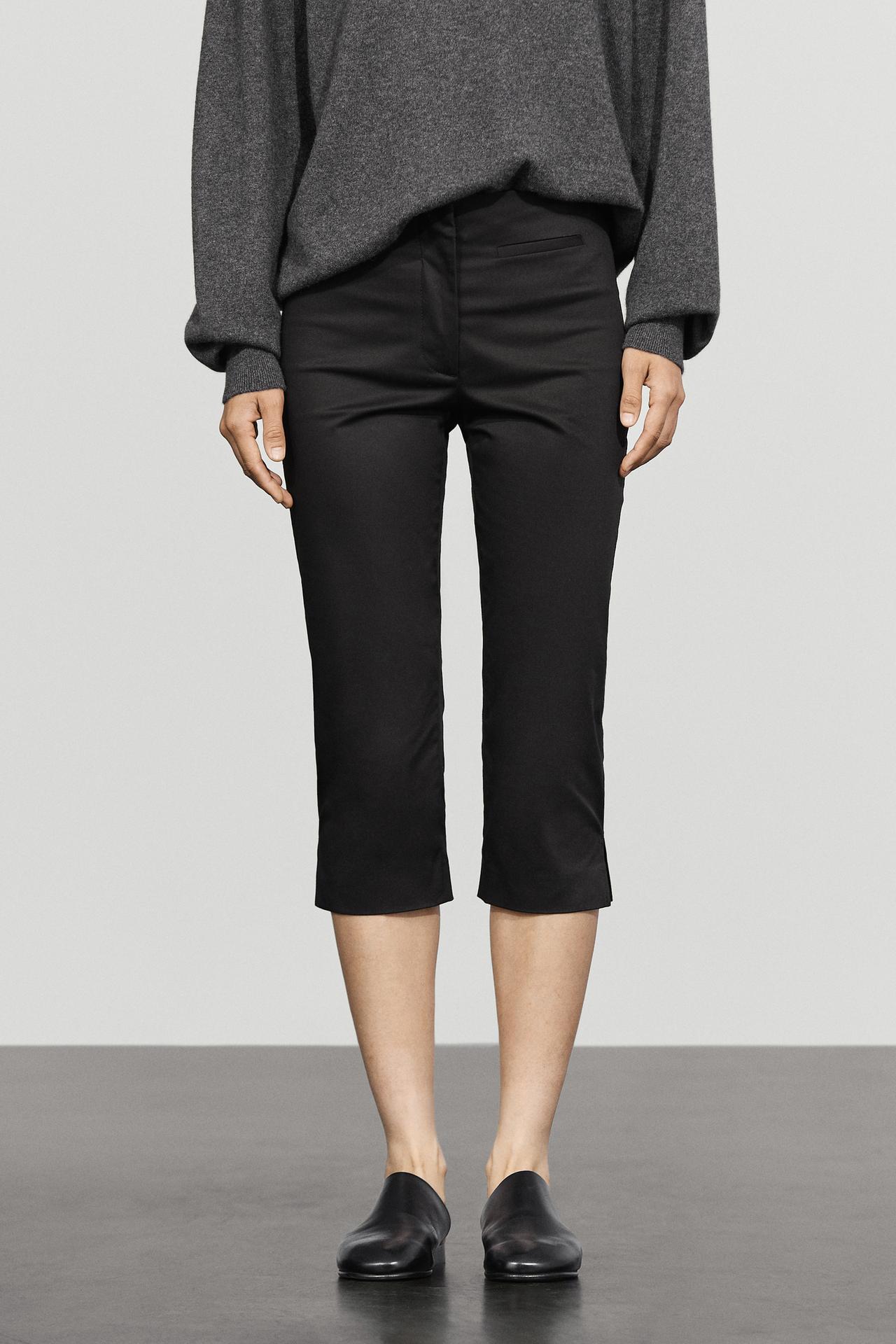 Cotton blend capris — Black