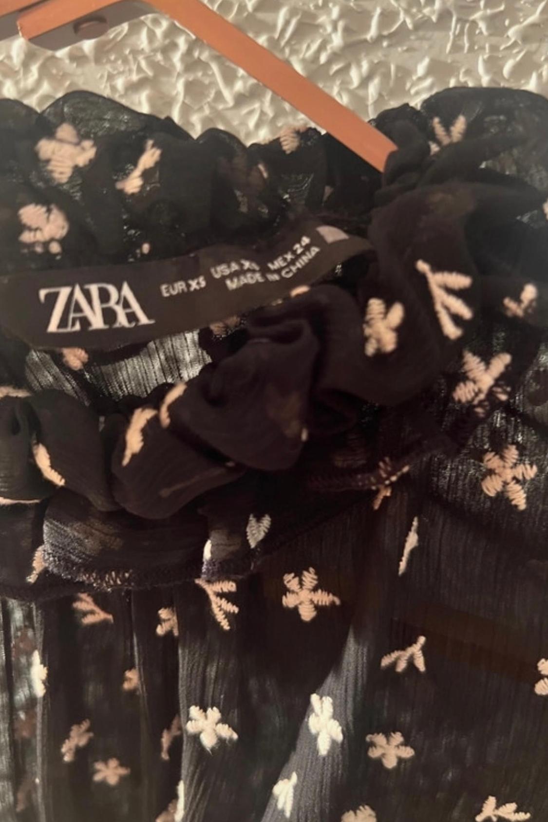 BLOUSE WITH COMBINED EMBROIDERY - Image 2