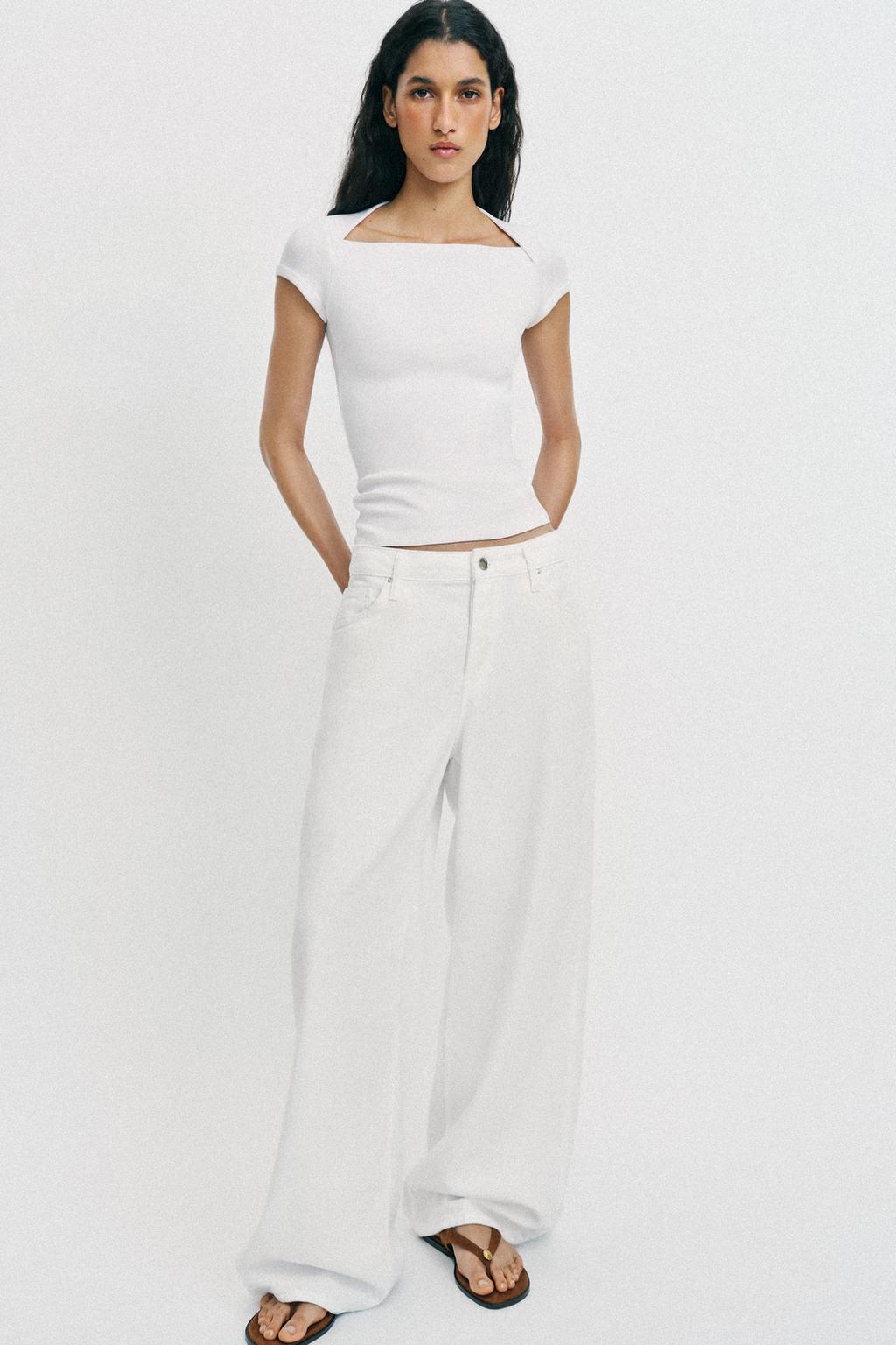 SLIM FIT SQUARE NECK T-SHIRT