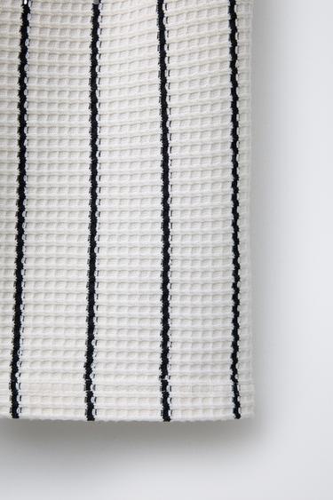 STRIPED CROCHET KNIT BERMUDA SHORTS - Ecru / Black by Zara - Image 3