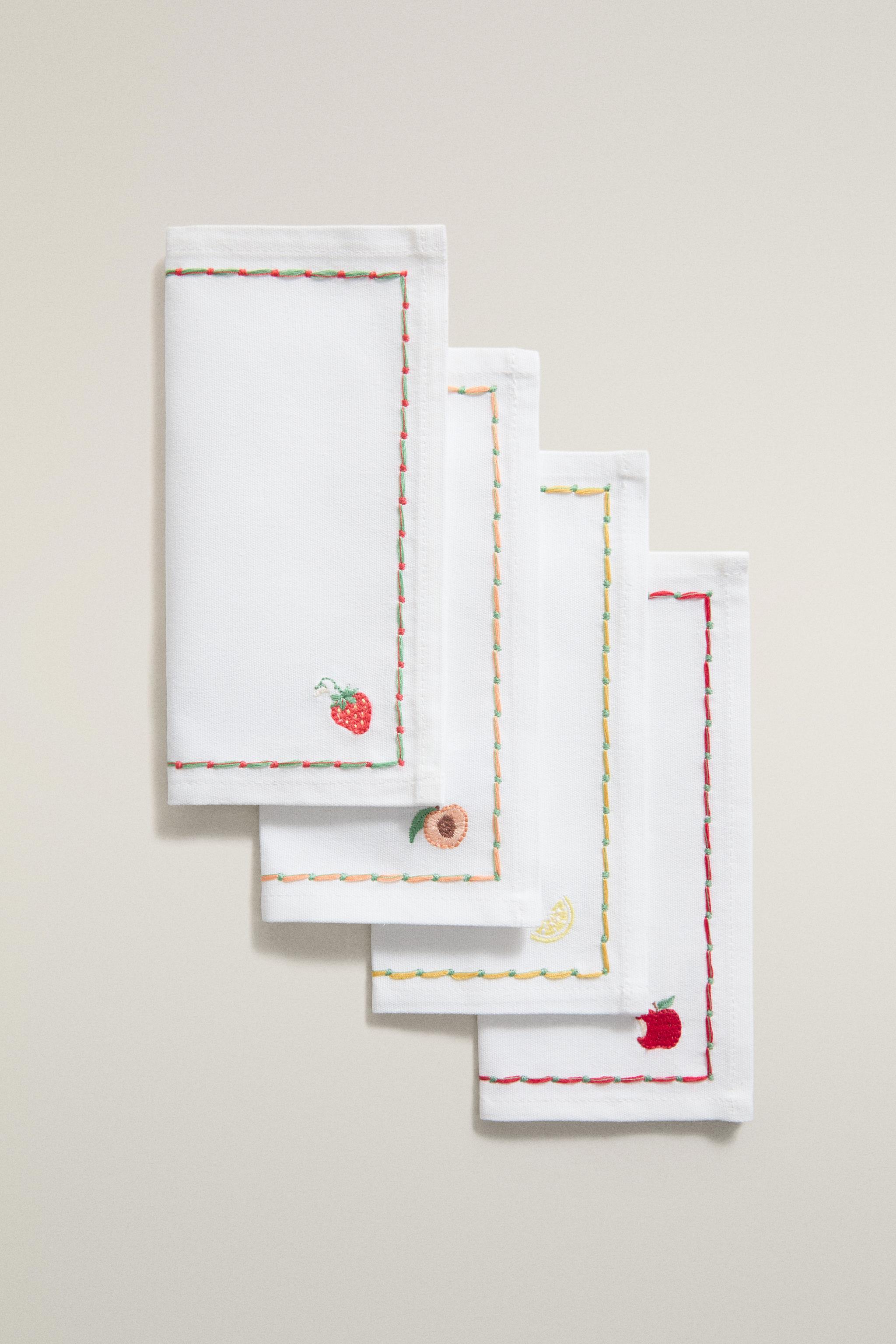 SET OF FRUIT COCKTAIL NAPKINS (SET OF 4)