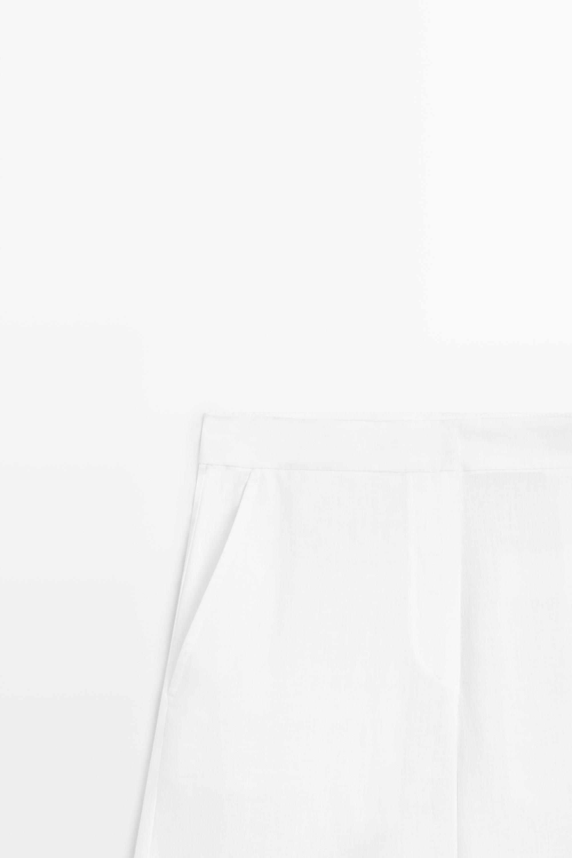 Flowing 100% linen trousers