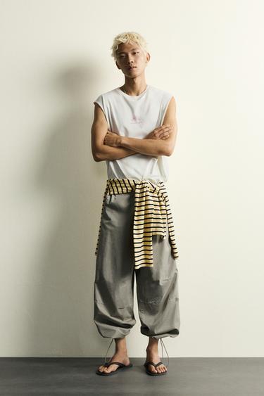 גופיית טנק מודפסת עם אפקט דהוי - אוף ווייט של Zara - תמונה 0