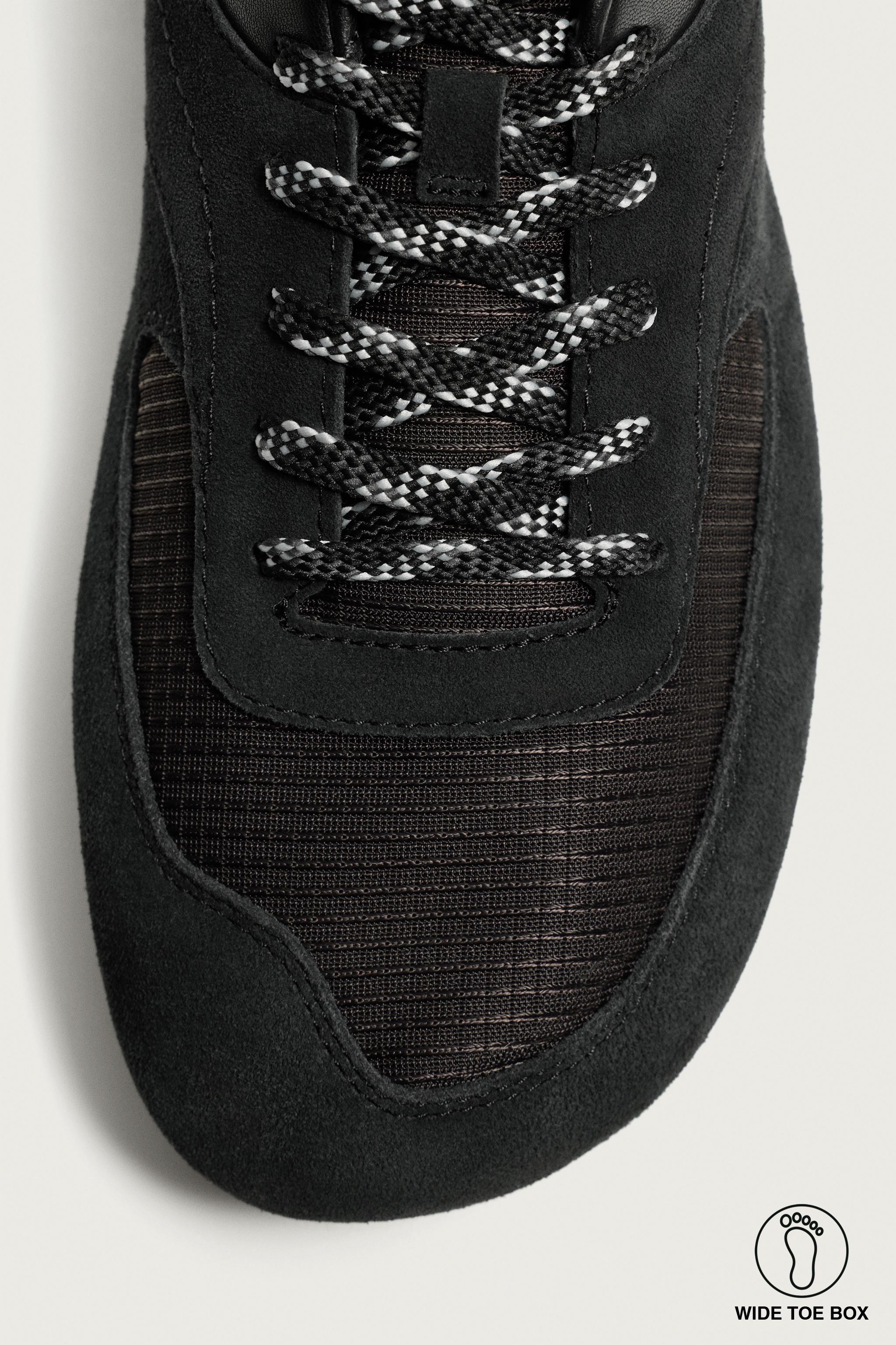 BAREFOOT LEATHER DETAIL SNEAKERS