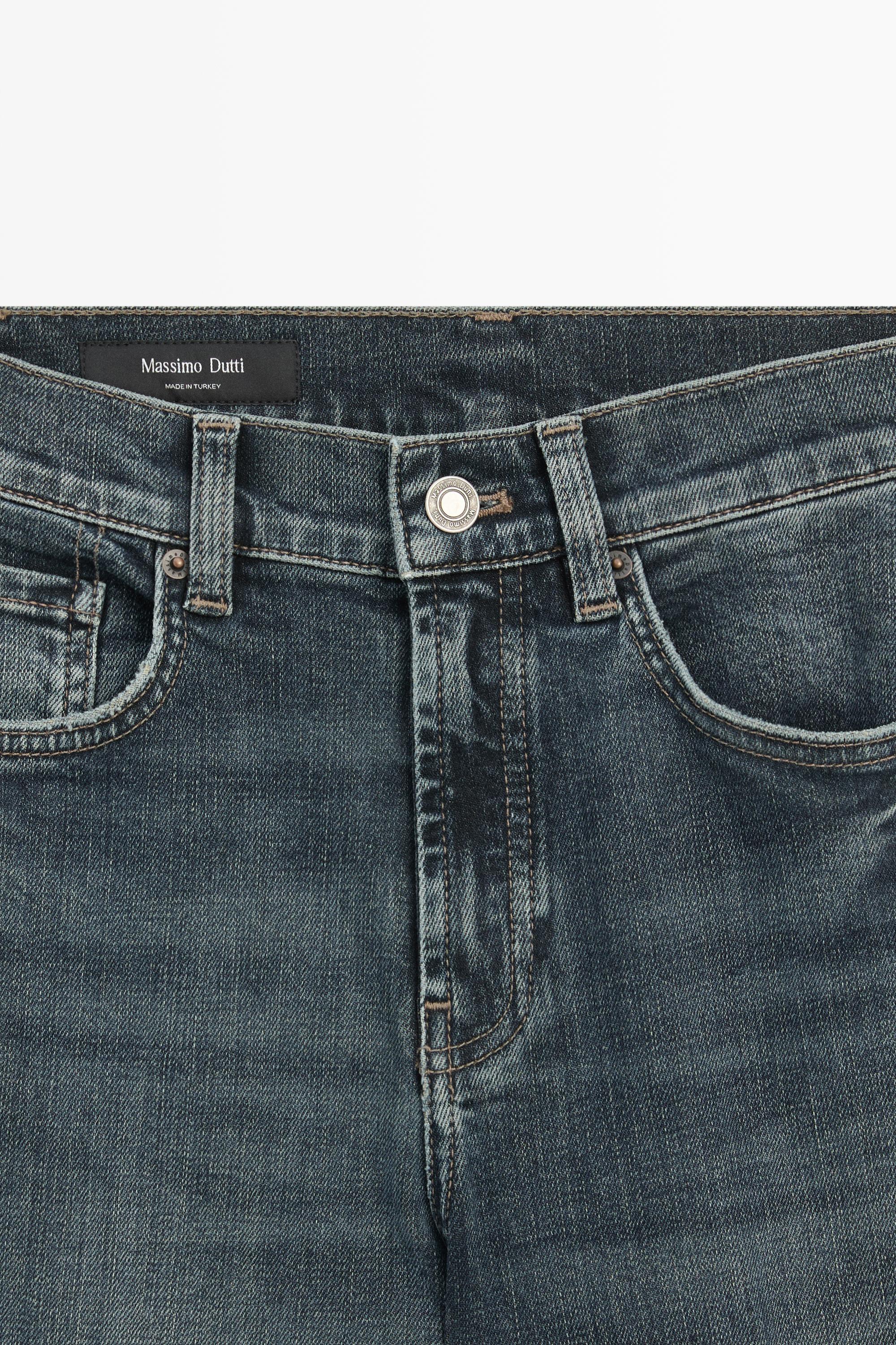 High-waist skinny flare jeans
