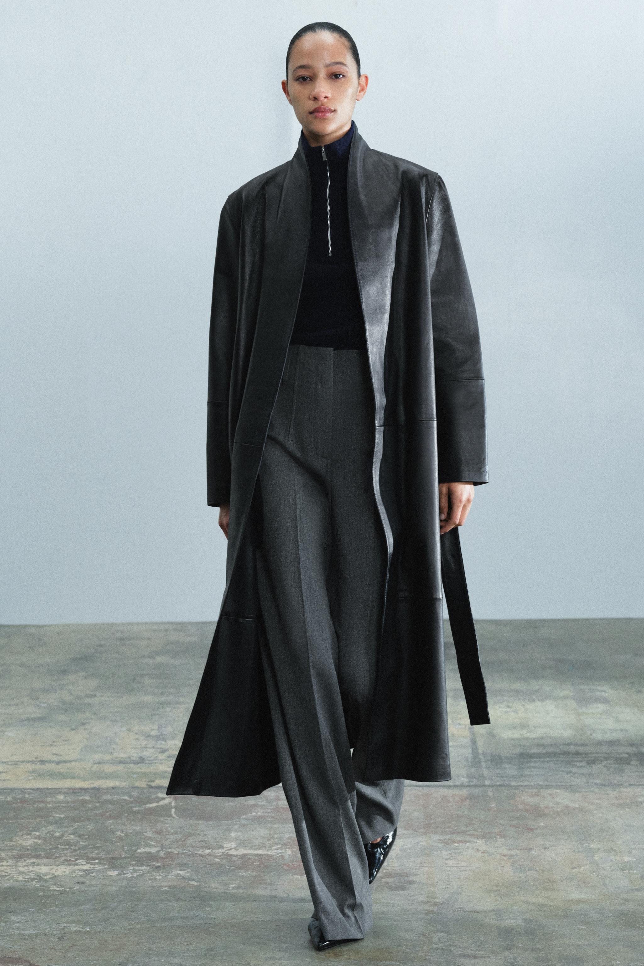 新品未使用☆ZARA ウールストライプフレアスラックス グレー EU40 完売品 ZW COLLECTION ハイウエストパンツ - グレーマール | ZARA Japan / 日本