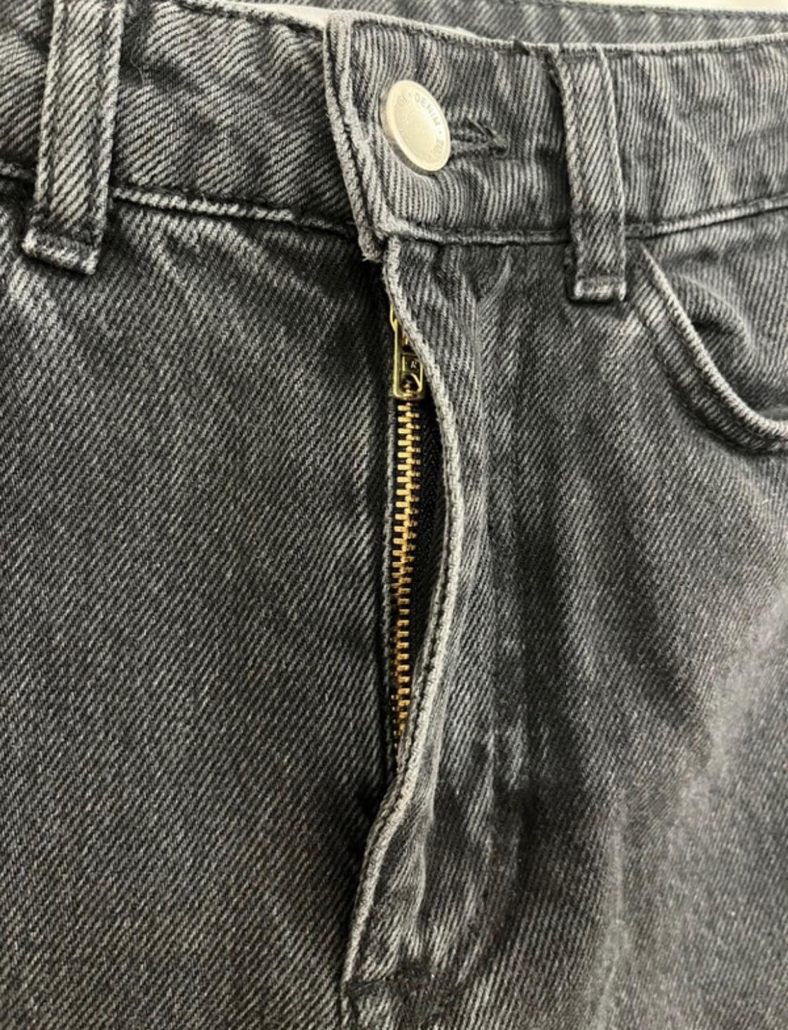 PANTALÓN NEGRO RECTO - Image 3