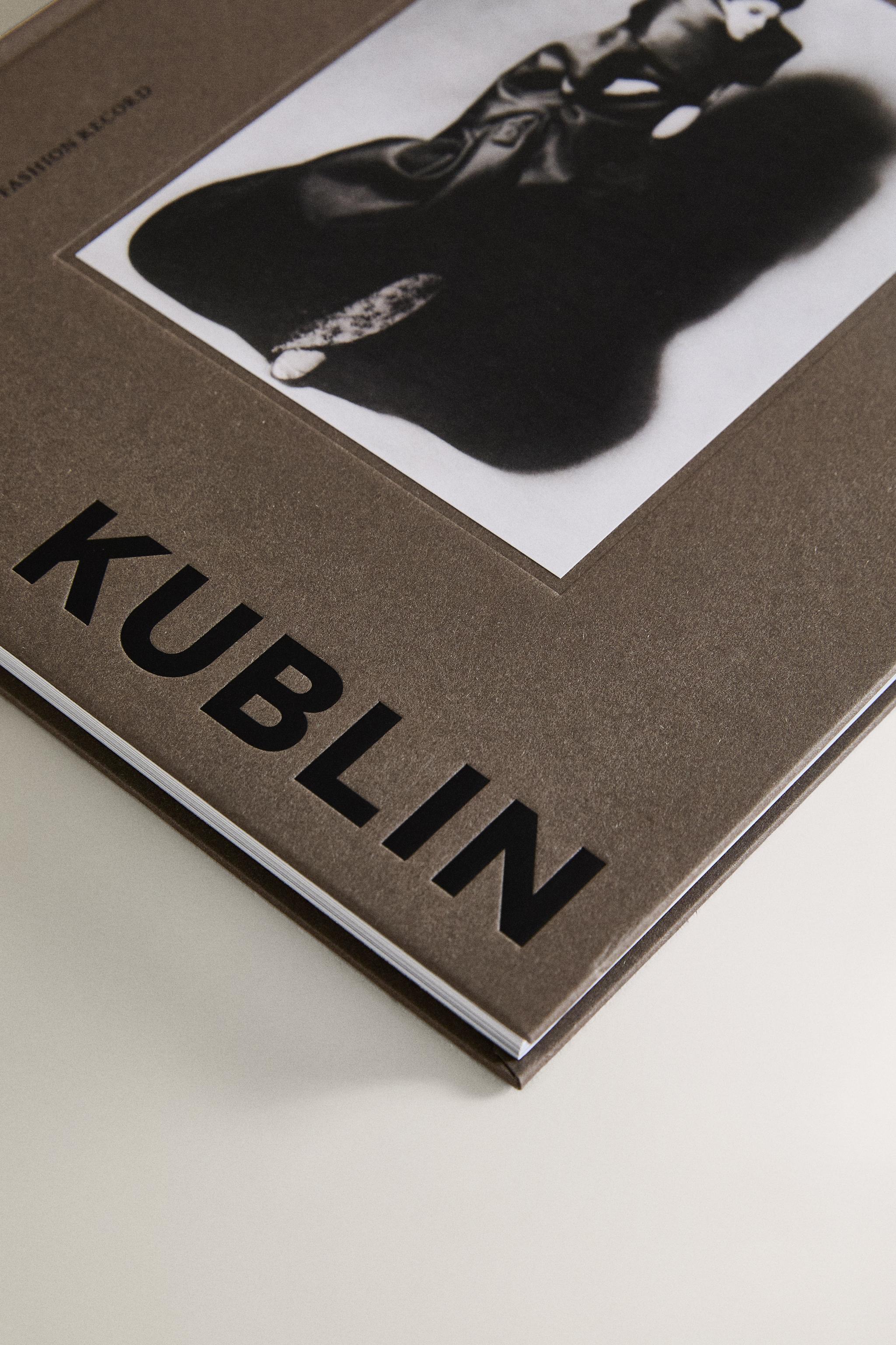 BALENCIAGA KUBLIN BOOK - Gray | ZARA United States