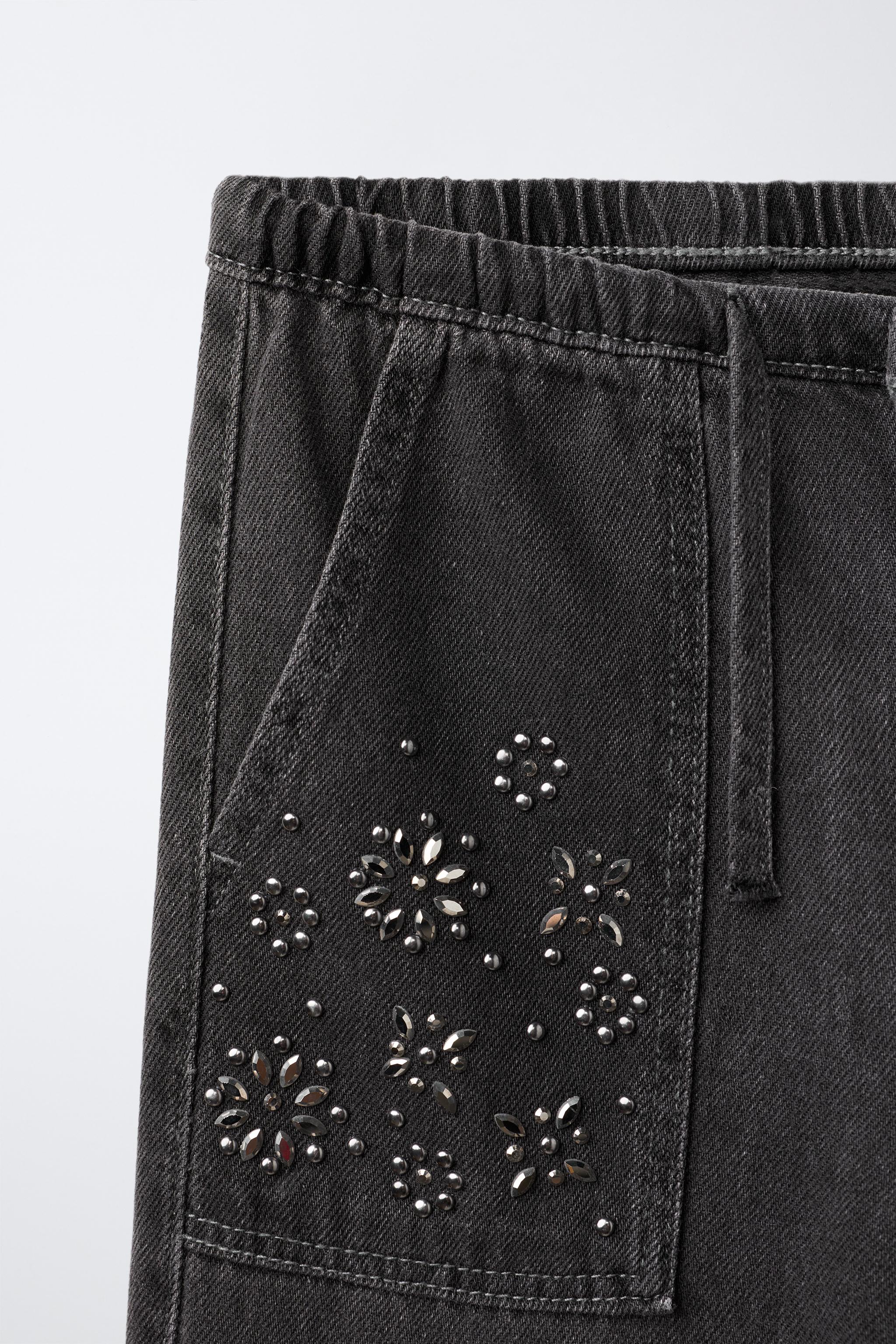 STUDDED FLUID WIDE-LEG JEANS