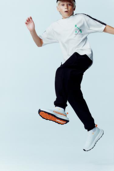 بنطلون JOGGER SPORTY - بترولي الخاص بـ Zara