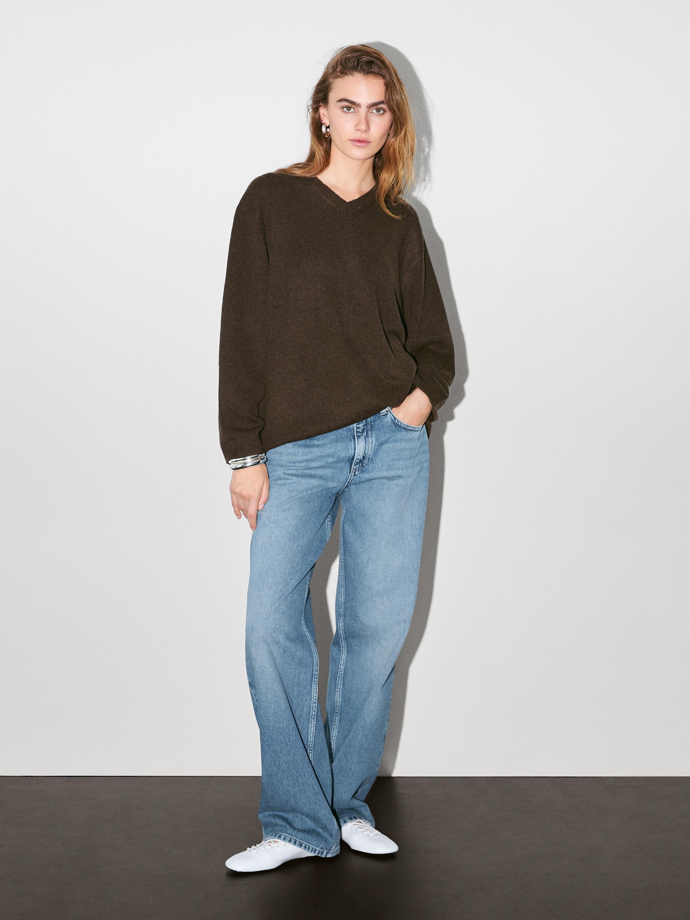 Oversize cashmere V-neck sweater