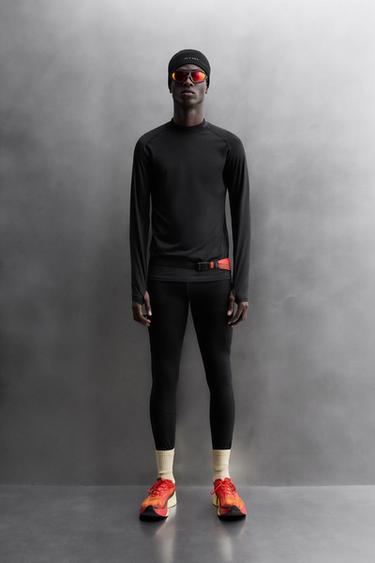 Zara FIRST LAYER RUNNING T-SHIRT - Black