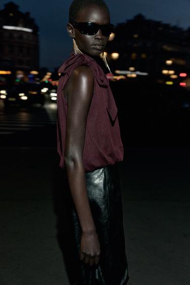 TOP HALTER BOULE - Bordeaux de Zara - Image 3