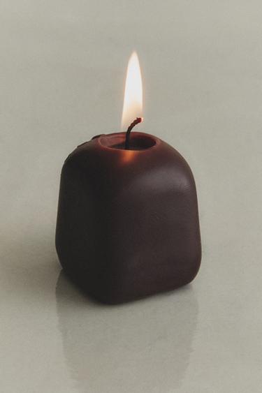 PACK OF DECORATIVE TOFFEE CANDLES (PACK OF 6) - Chocolate brown by Zara