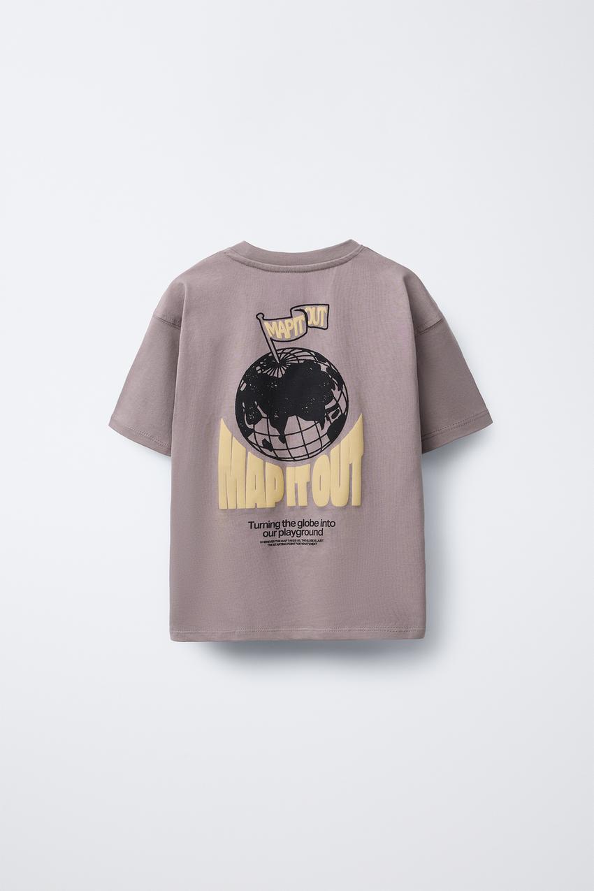 T-SHIRT WITH RAISED PRINT