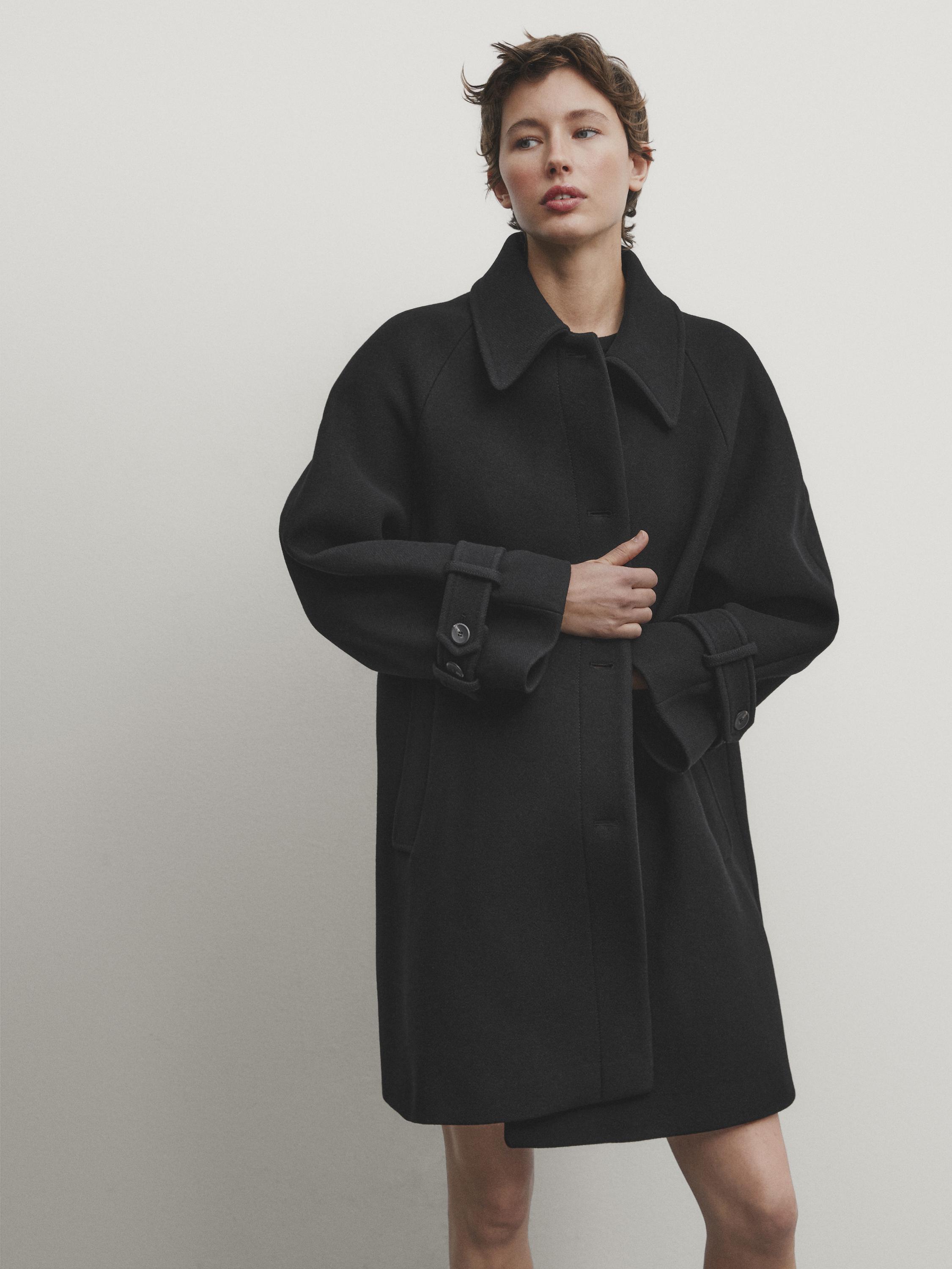 Black tabard-effect wool blend coat