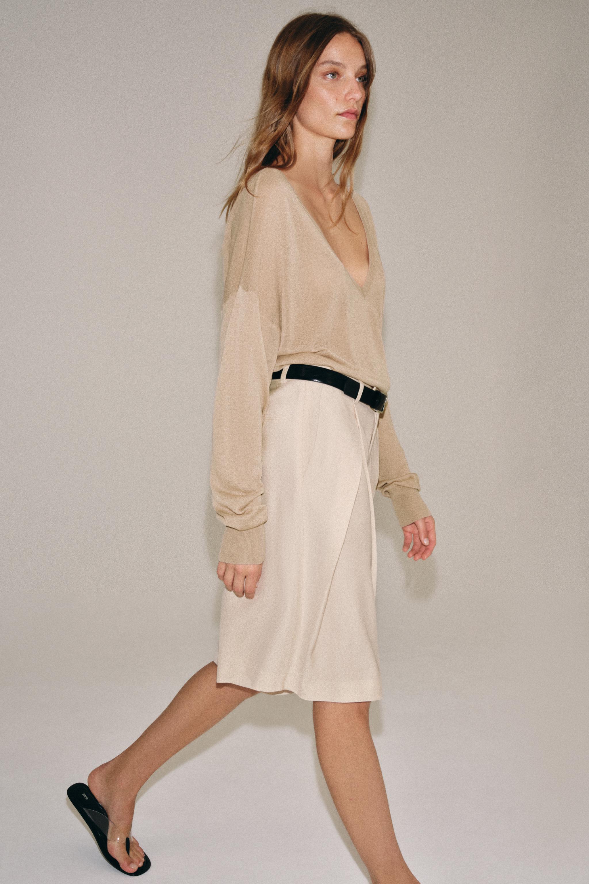 FINE KNIT V-NECK JUMPER