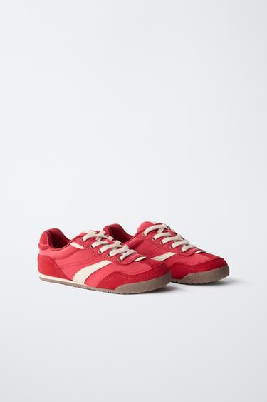 ZAPATILLA DEPORTIVA CONTRASTE - Rojo de Zara