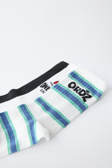 LOT DE TROIS PAIRES DE CHAUSSETTES À LOGO IMPRIMÉ - Blanc / Noir de Zara - Image 1