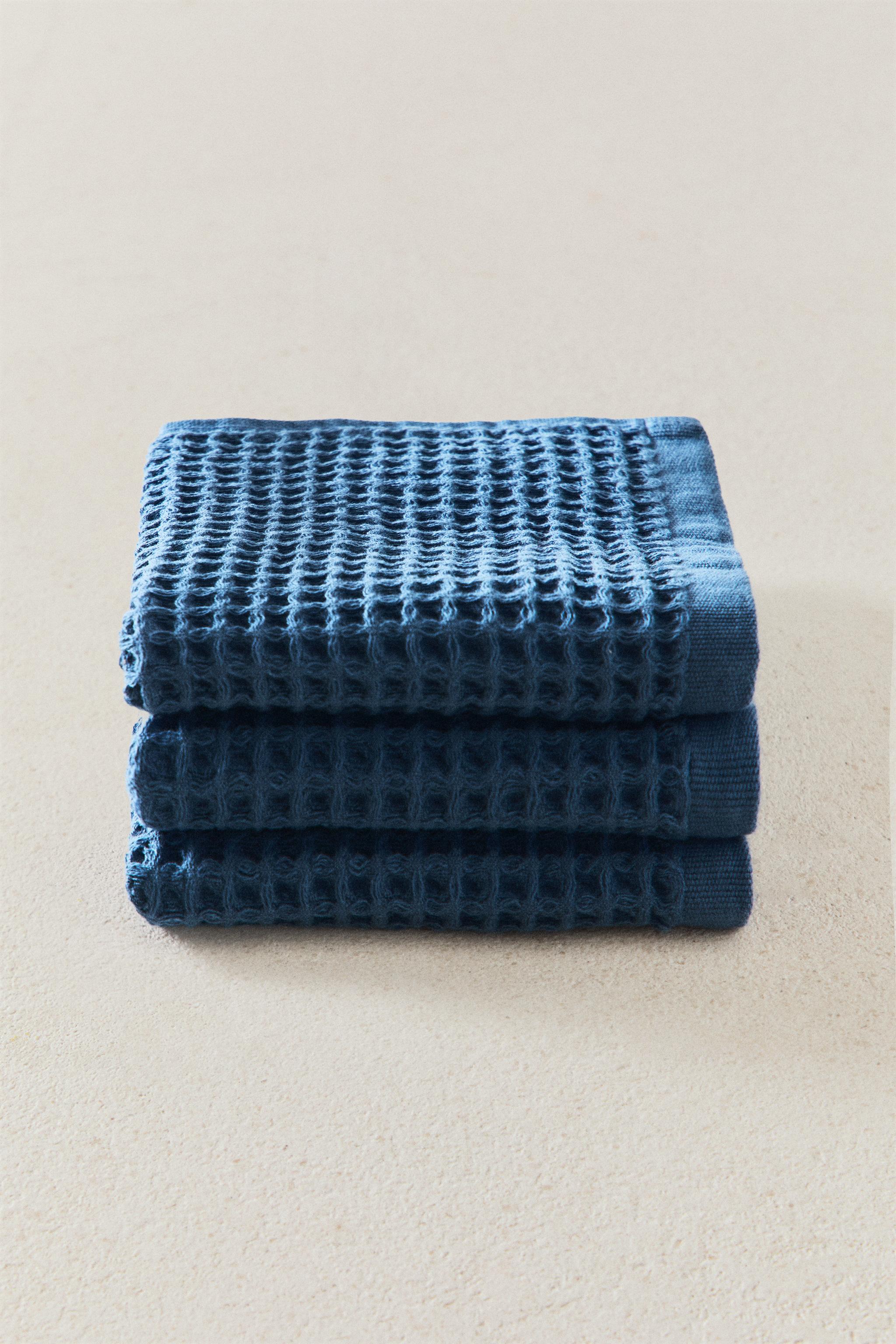 WAFFLE COTTON HAND TOWEL (PACK OF 3) — Dusty blue