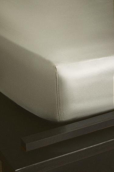 100% MULBERRY SILK FITTED SHEET | 30 CM HIGH - Ecru by Zara - Image 1