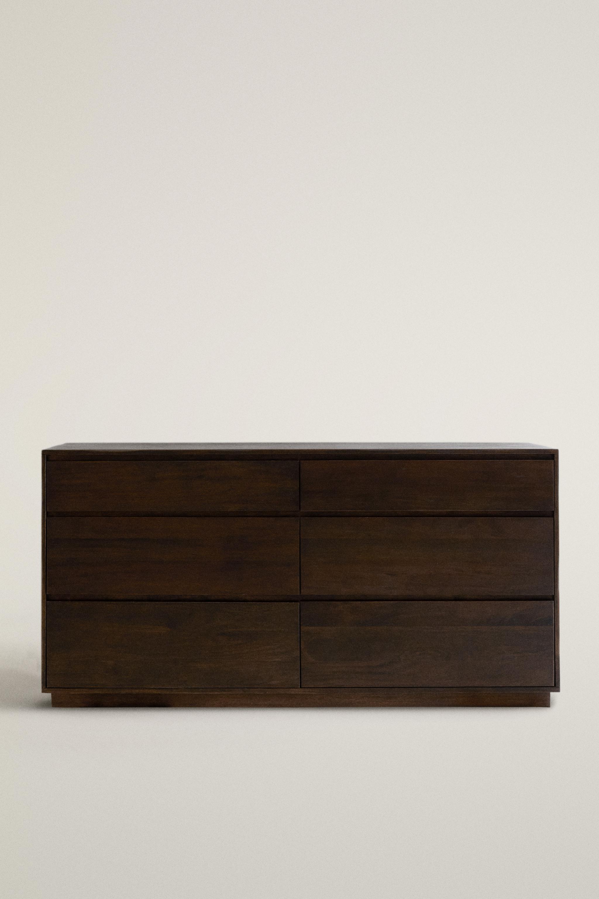 VINTAGE WOODEN CHEST OF DRAWERS