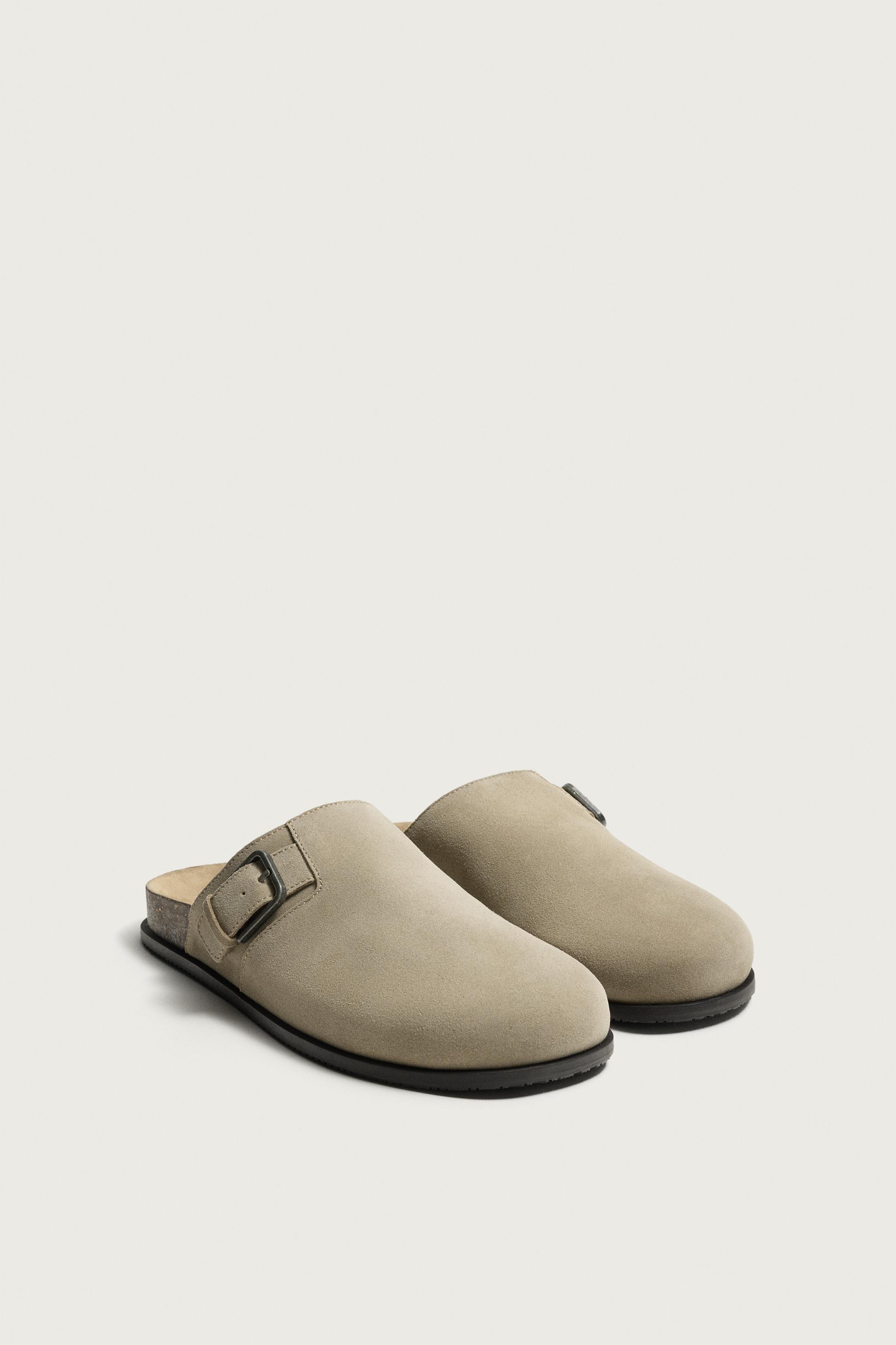BUCKLED LEATHER CLOGS — Taupe Gray