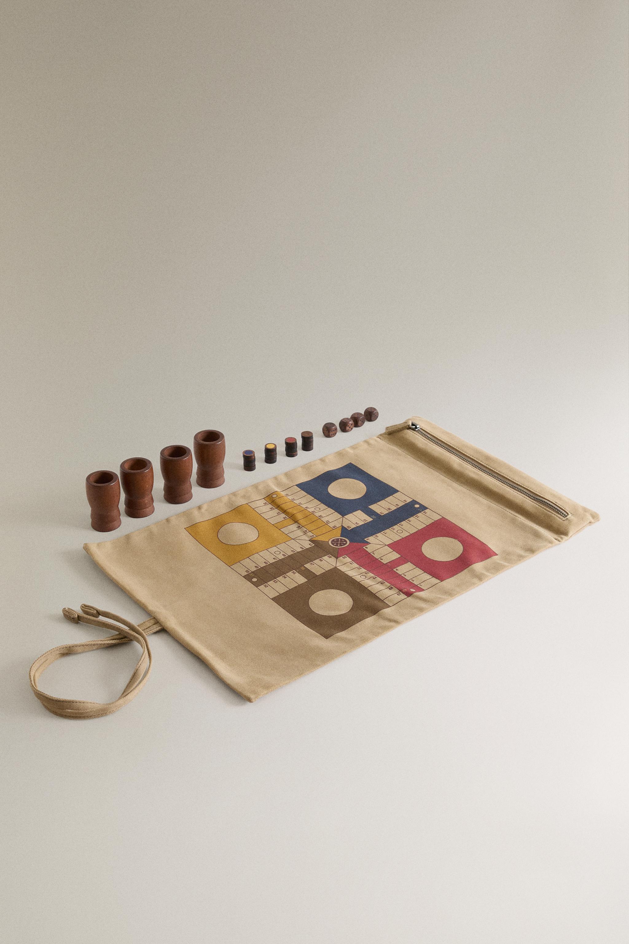 ROLL-UP PARCHISI GAME