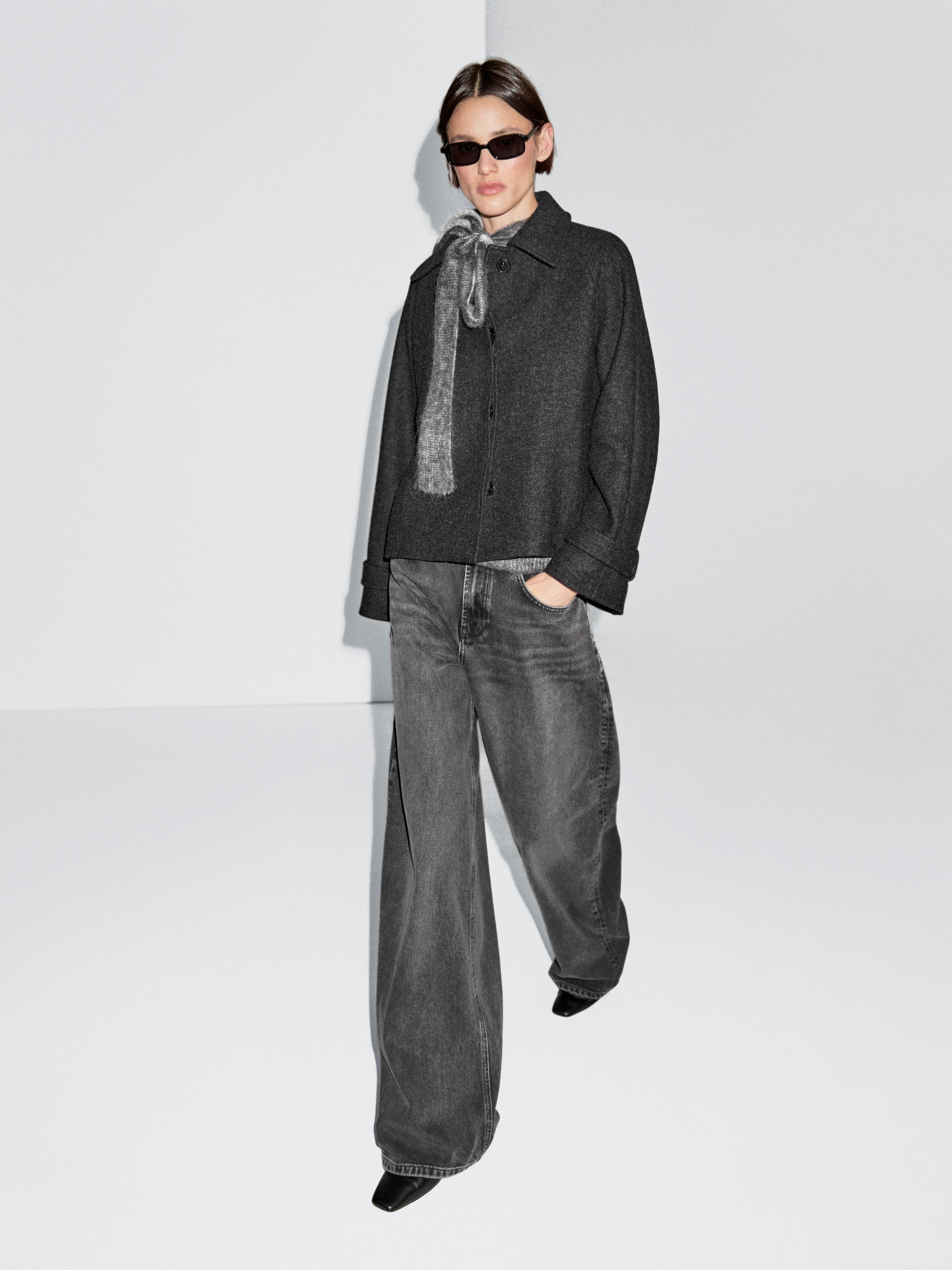 Short wool blend raglan sleeve coat