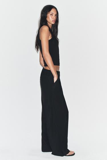 PANTALON FLUIDE À PLIS - Noir de Zara - Image 2