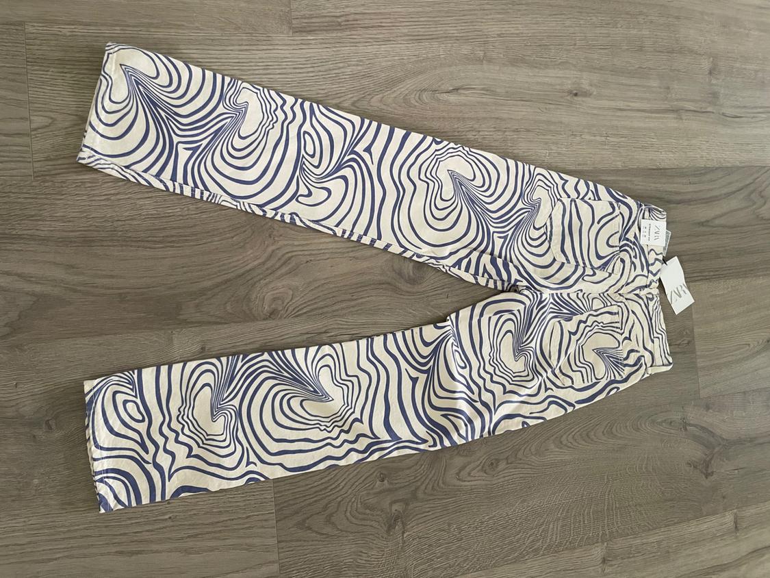 PRINTED STRAIGHT LEG JEANS - Image 4