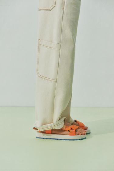 SANDALE TEKNIKE - Portokalli nga Zara