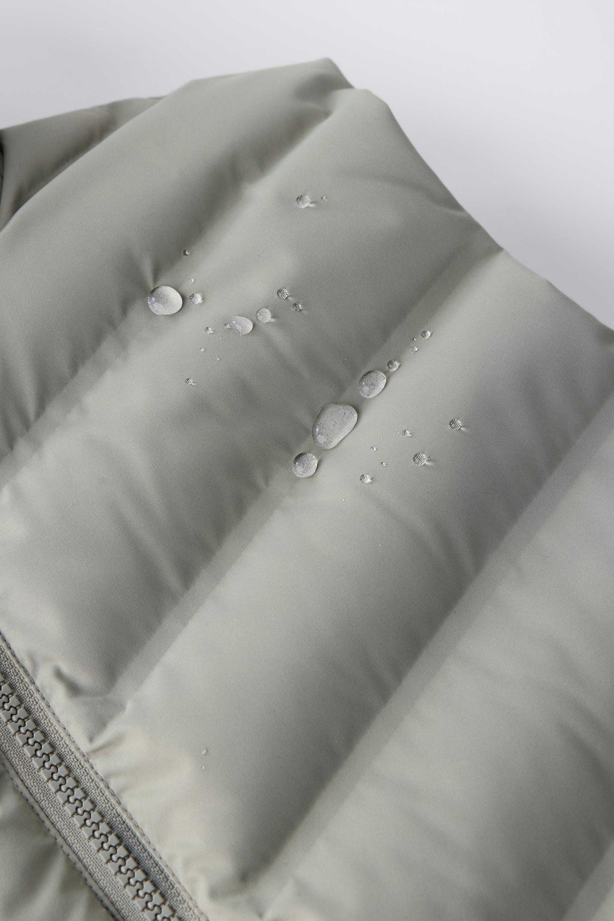 ULTRALIGHT WATER REPELLENT HOODIE VEST