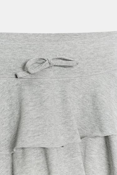 MINI JUPE À VOLANTS - Gris chiné de Zara - Image 7