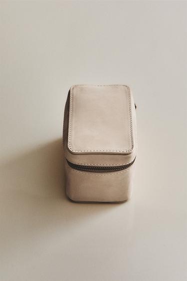 Zara SMALL LEATHER TRAVEL JEWELLERY BOX - Off White