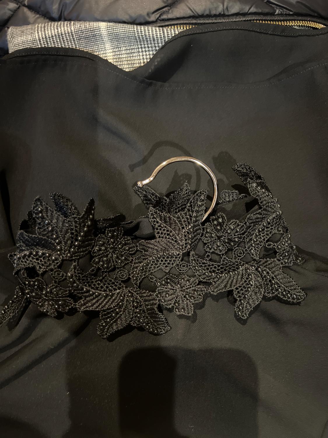 CAMISA CUELLO FLOR PIEDRAS - Image 7