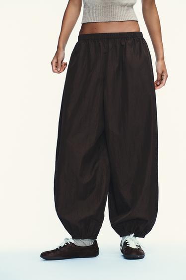 {navn} - {farge} for Zara