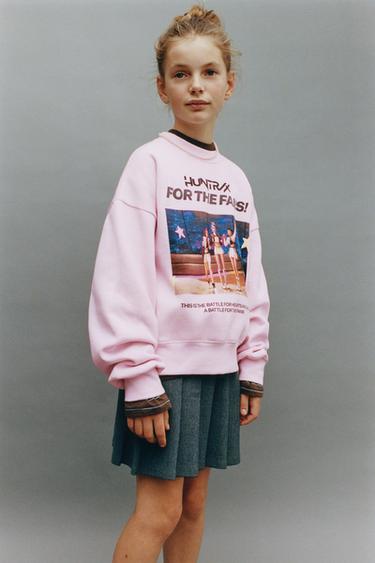 KPOP DEMON HUNTERS™ NETFLIX © PRINTED SWEATSHIRT - Pink by Zara