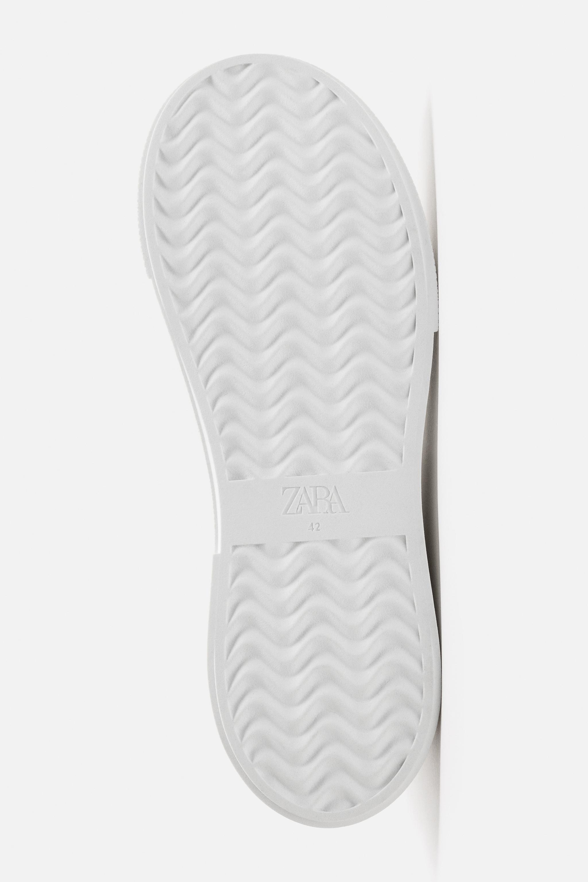 CHUNKY SNEAKERS