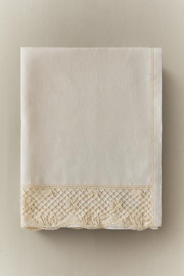 Product image - Ivory by Zara
