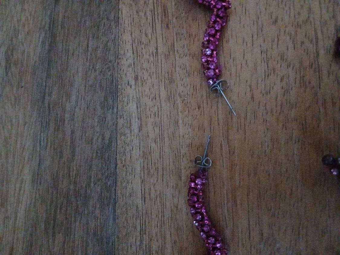 HEART EARRINGS WITH RHINESTONES - Image 3