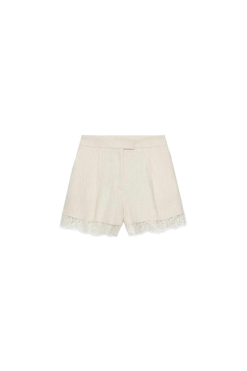 PLEATED LACE SHORTS