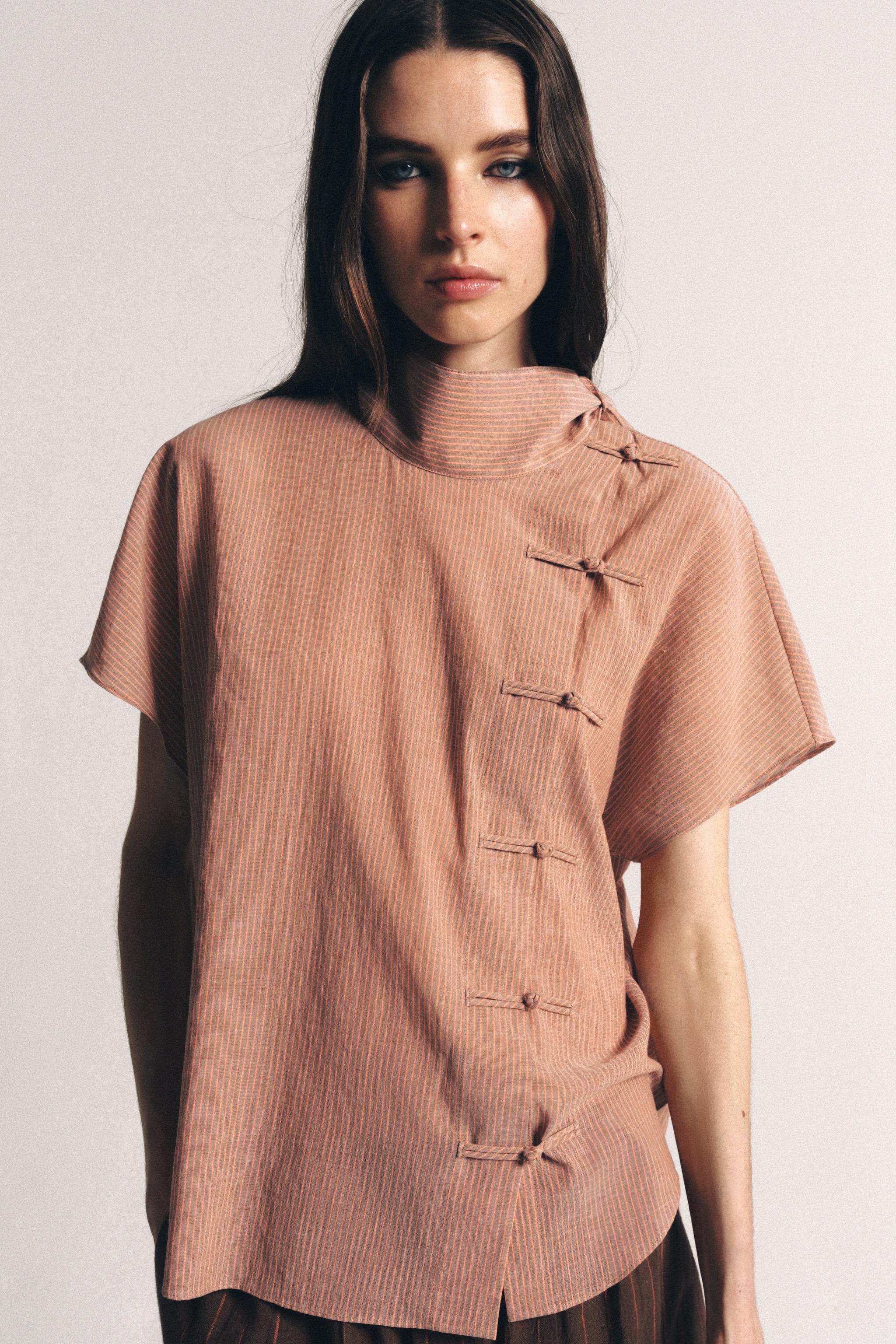 Женские рубашки Zara FROG FASTENING SHIRT ZW COLLECTION — фото 2