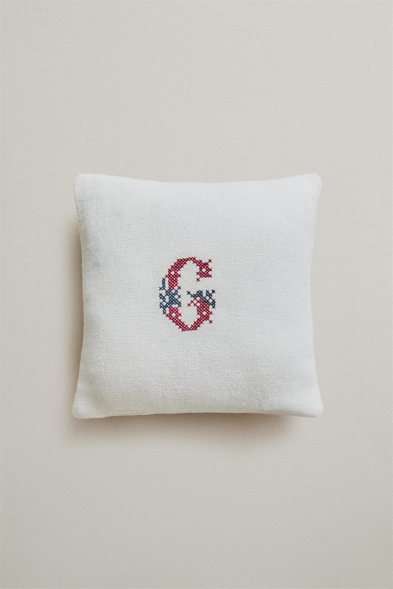 LETTER G EMBROIDERED LINEN CUSHION — Ecru