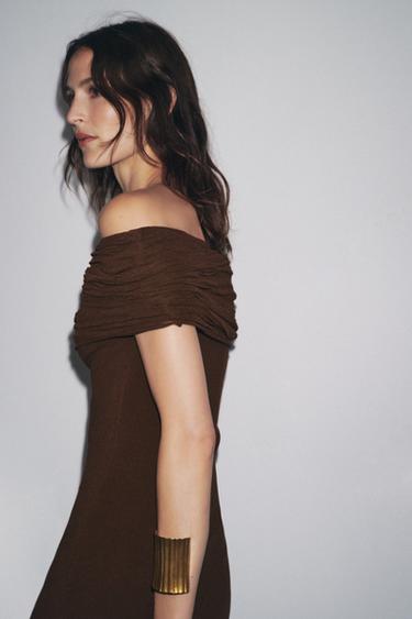OFF-THE-SHOULDER KNIT DRESS - Dark brown by Zara - Image 3