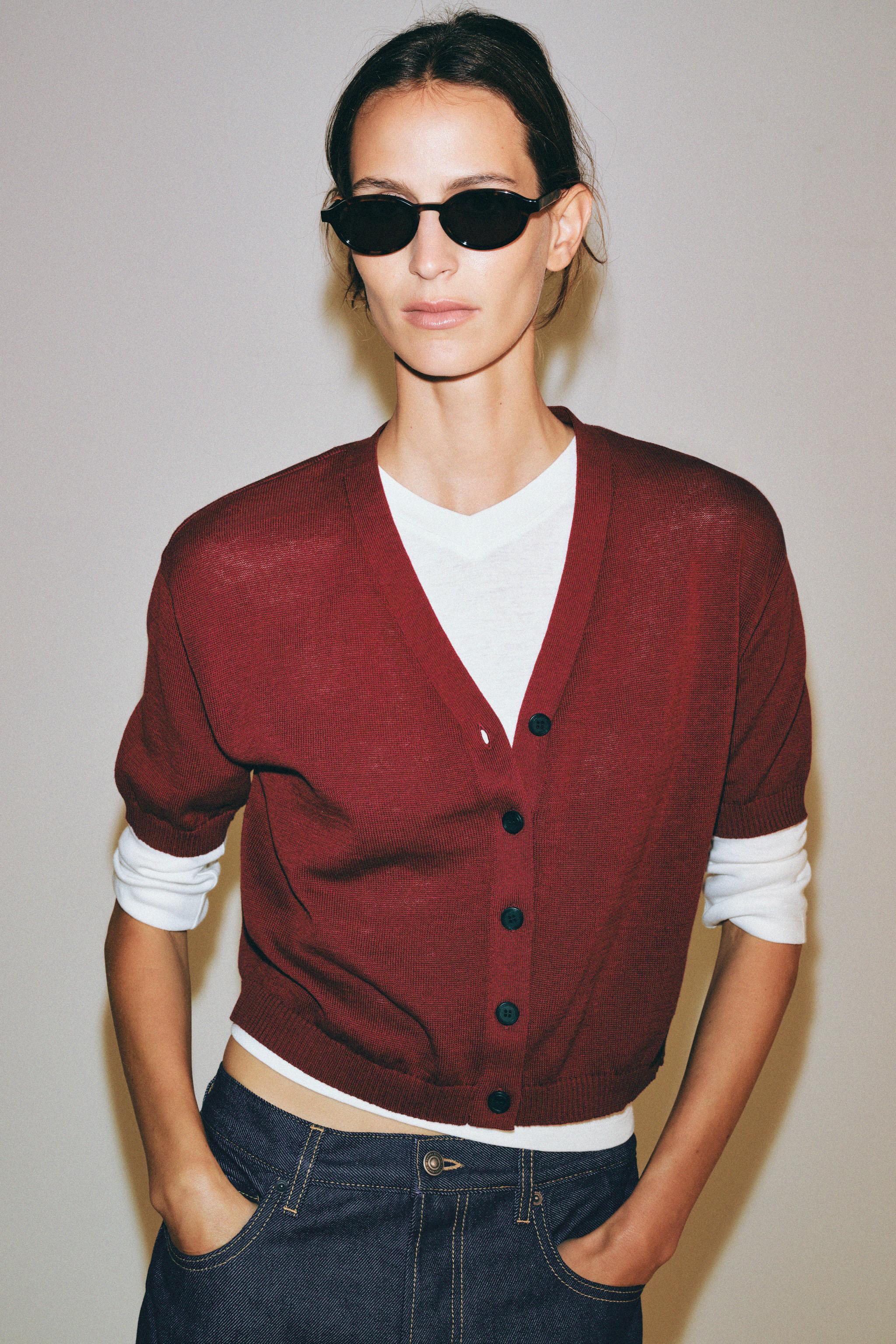 SHORT SLEEVE KNIT CARDIGAN — Maroon